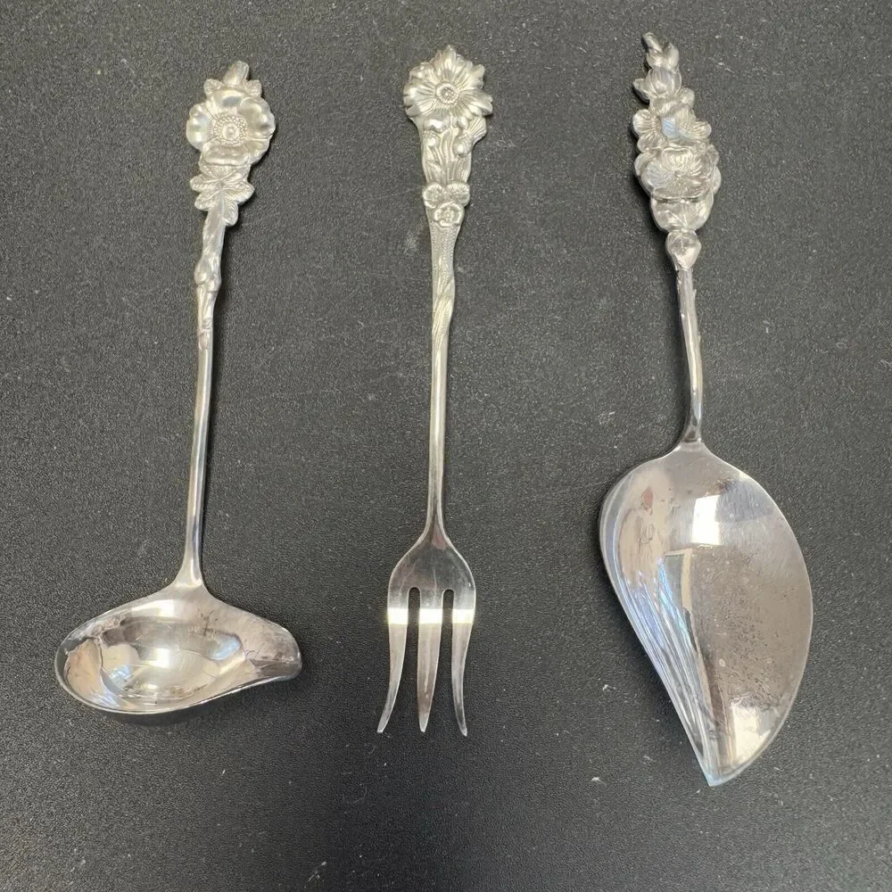 Reed and Barton Set of 3 Silver Plate Mini Hostess Serving Flatware Set Floral